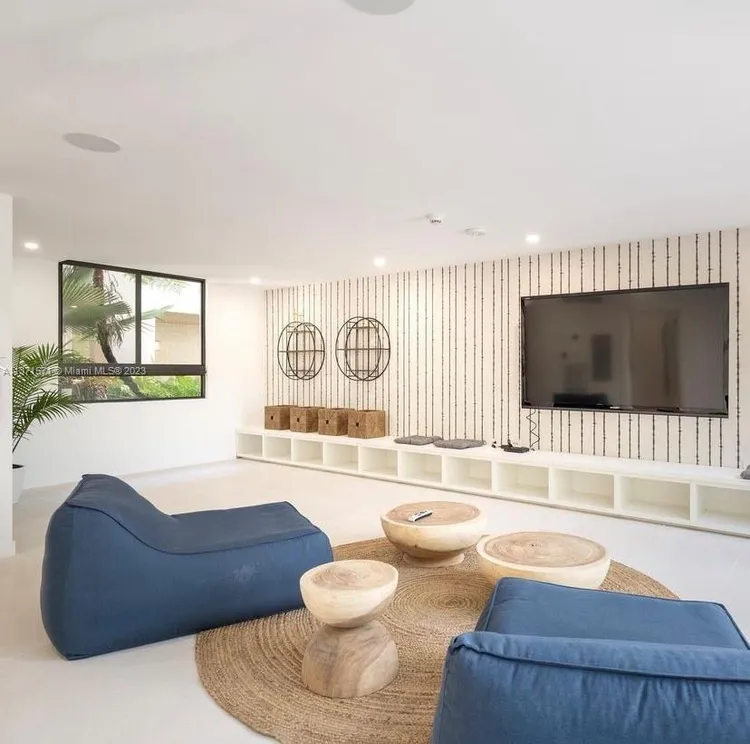 Key Colony IV Botanica #303 image #29