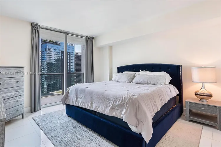 500 Brickell #3306 image #9