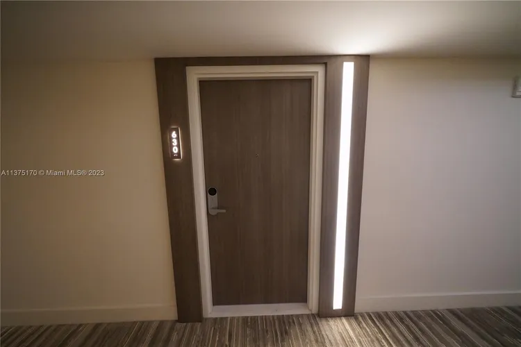 Roney Palace #630 image #12