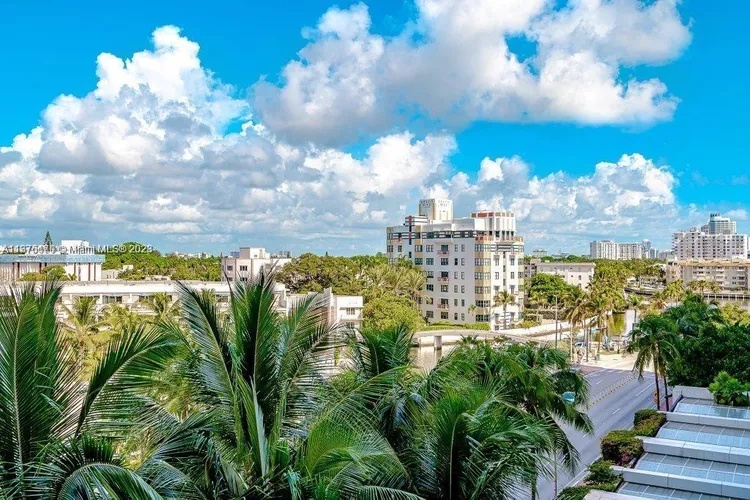 Roney Palace #630 image #19