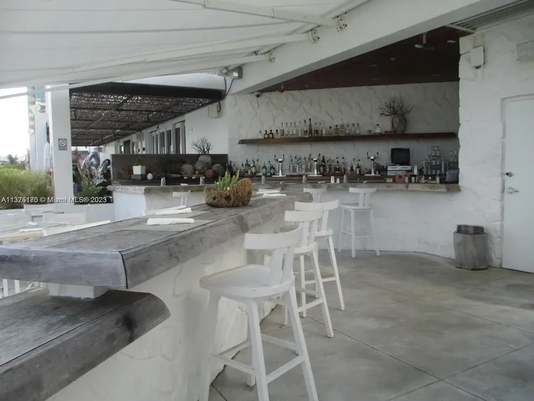 Roney Palace #630 image #25