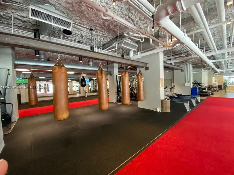 Roney Palace #630 image #27