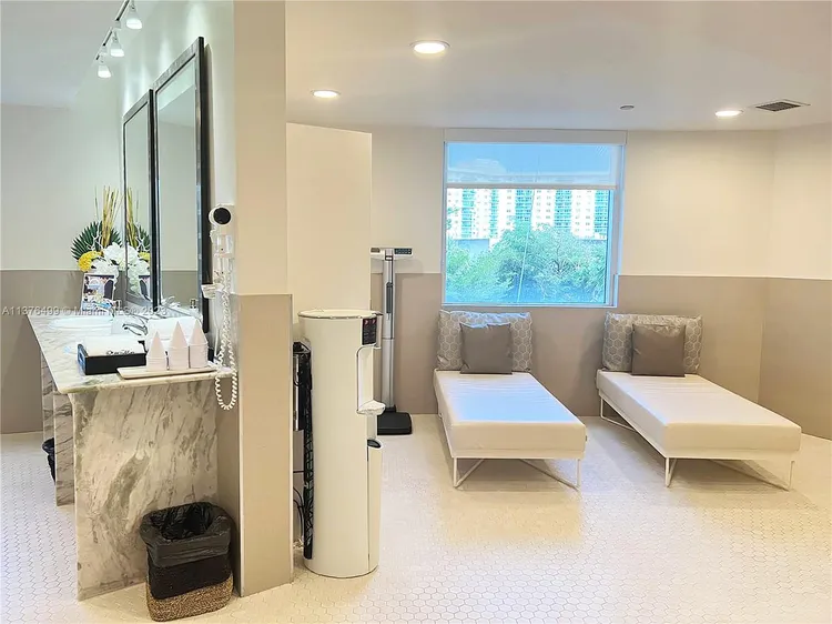 Ocean Two #2908 image #29