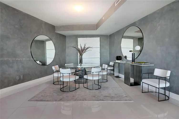 Porsche Design Tower #3503 image #6