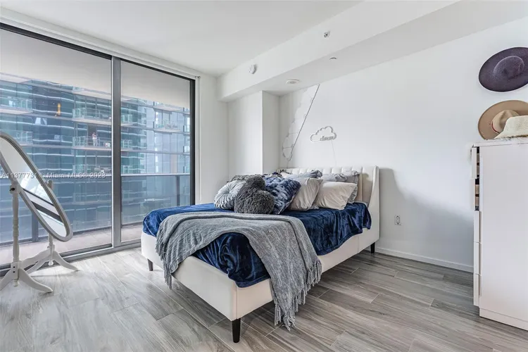 SLS Lux Brickell #1407 image #12