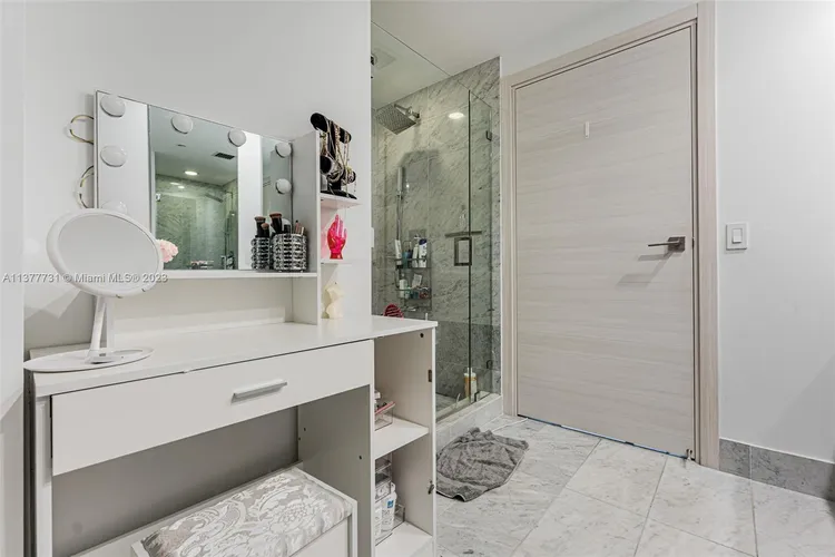 SLS Lux Brickell #1407 image #20