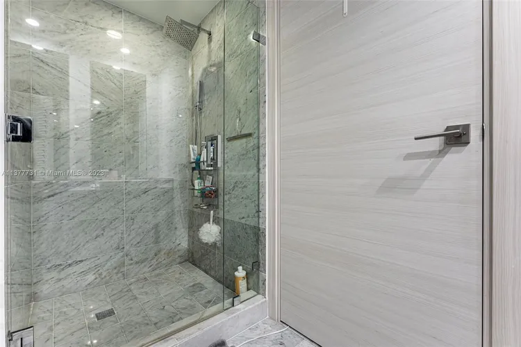 SLS Lux Brickell #1407 image #21