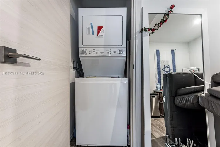 SLS Lux Brickell #1407 image #30