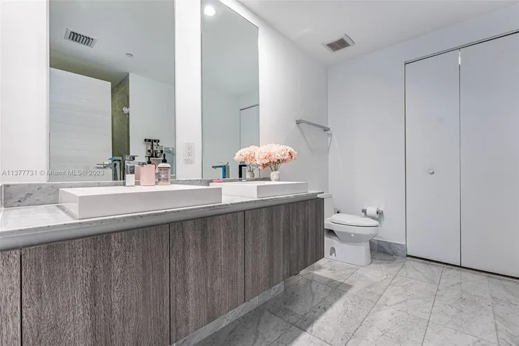 SLS Lux Brickell #1407 image #7