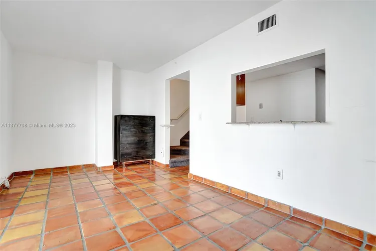 Villas at South Beach #105 image #12