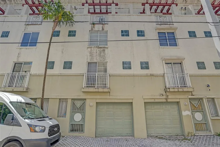 Villas at South Beach #105 image #32