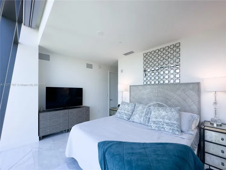 Echo Brickell #4503 image #17