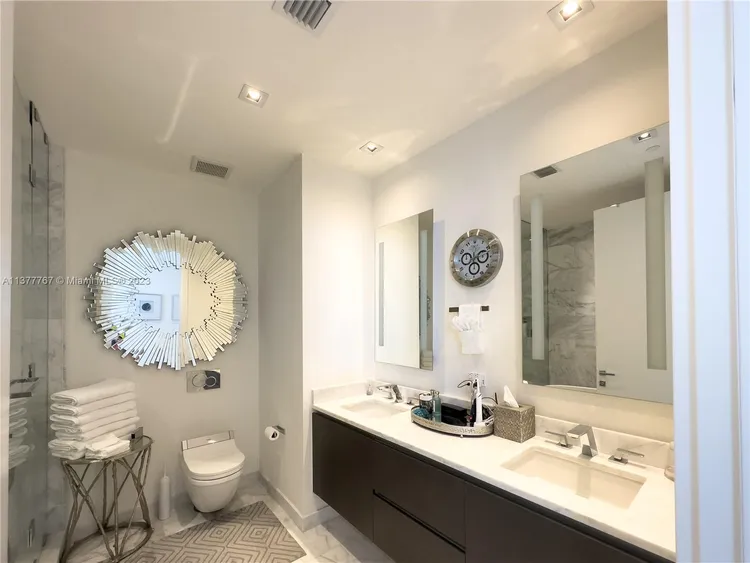 Echo Brickell #4503 image #8