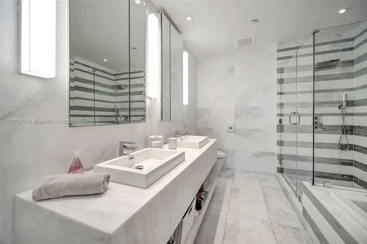 Marea #302 image #17