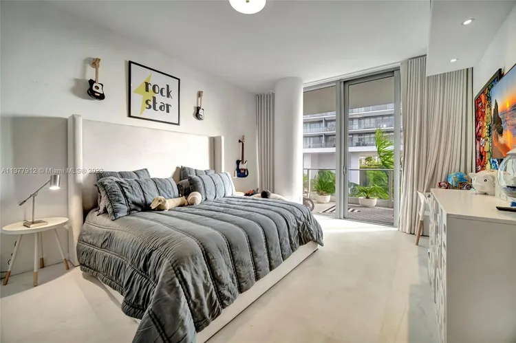 Marea #302 image #22