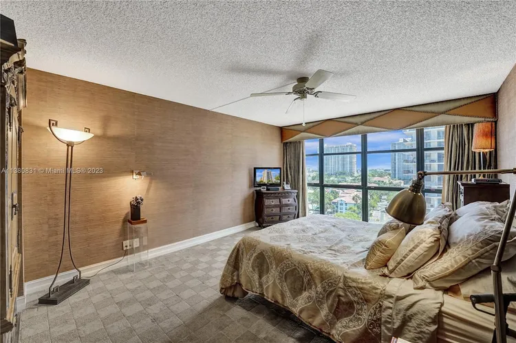 Biscayne Cove #1208 image #12