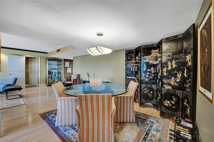 Biscayne Cove #1208 image #25