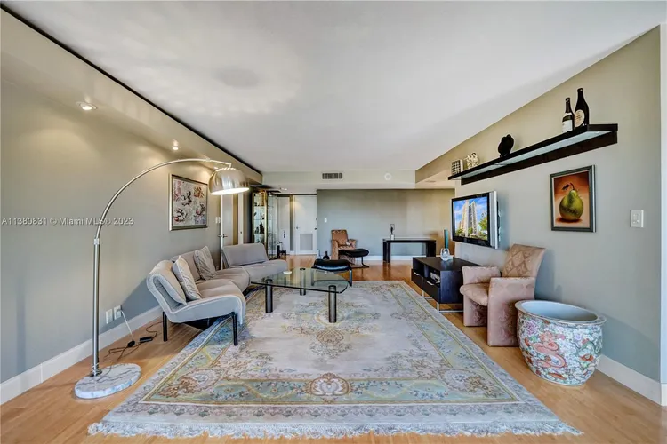 Biscayne Cove #1208 image #27