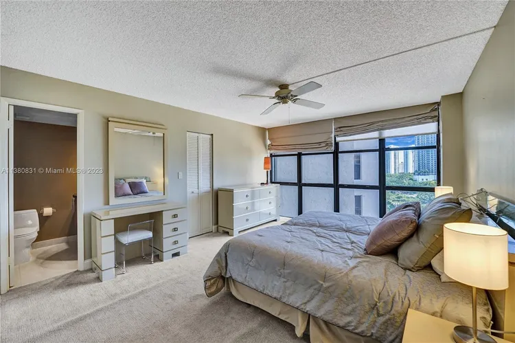 Biscayne Cove #1208 image #39