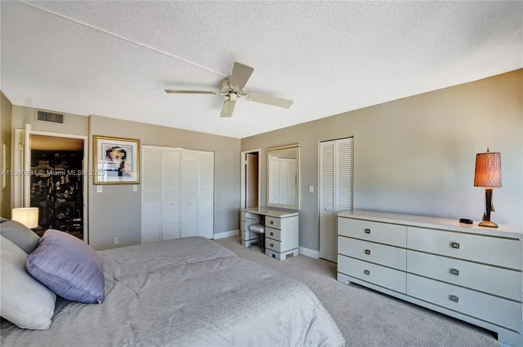 Biscayne Cove #1208 image #41