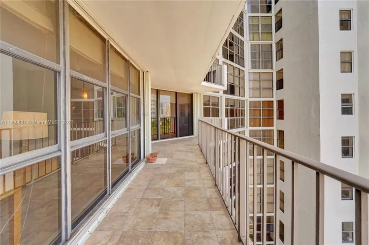 Biscayne Cove #1208 image #53