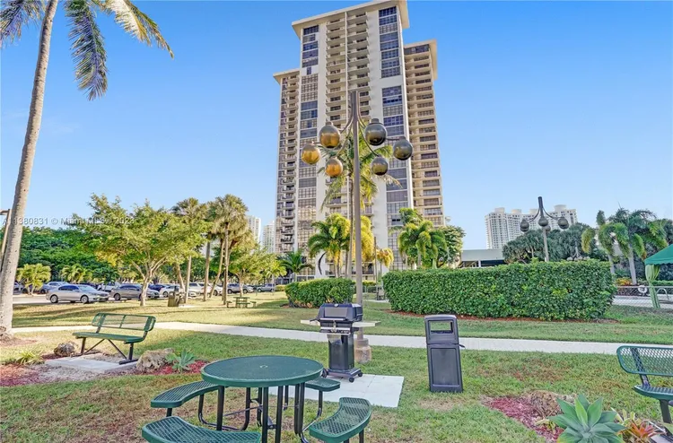 Biscayne Cove #1208 image #72