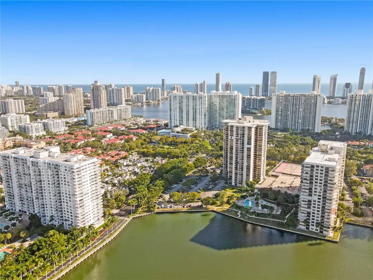 Biscayne Cove #1208 image #74