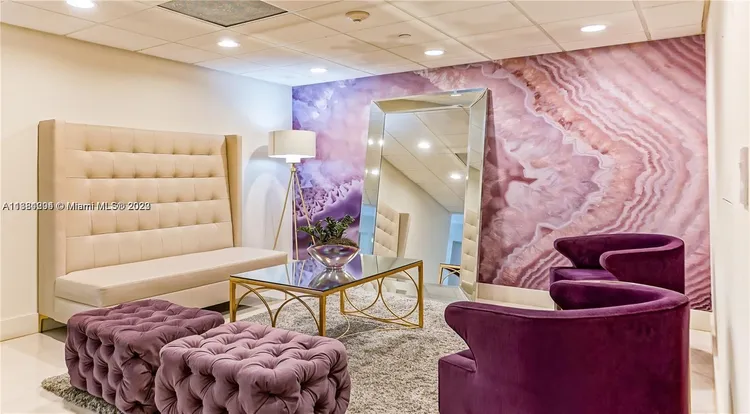 Bay Park Towers #903 image #26