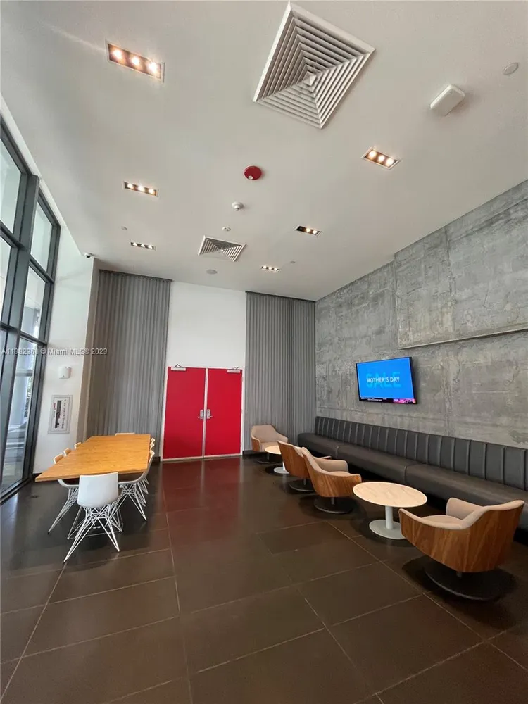 Canvas #2520 image #13