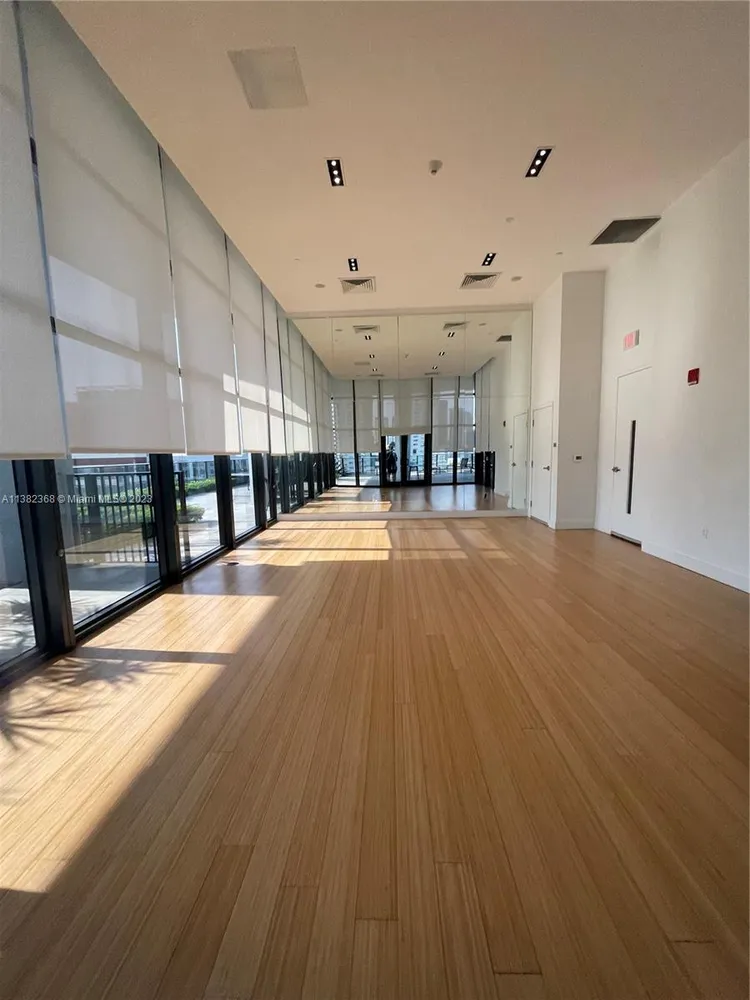 Canvas #2520 image #26