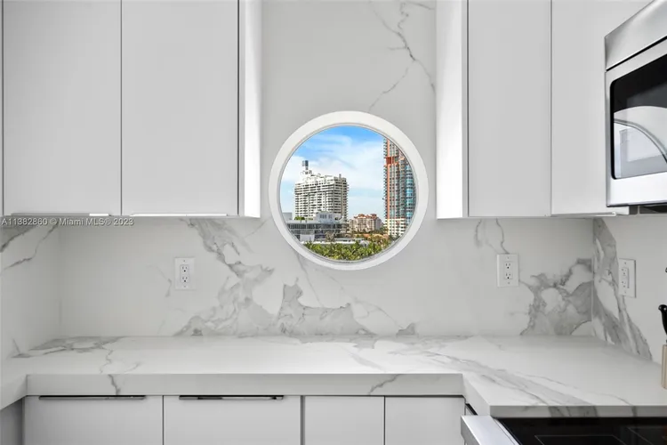 Ocean Place #8I image #14