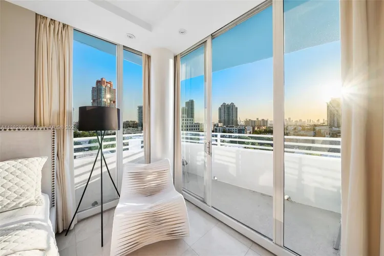 Ocean Place #8I image #22