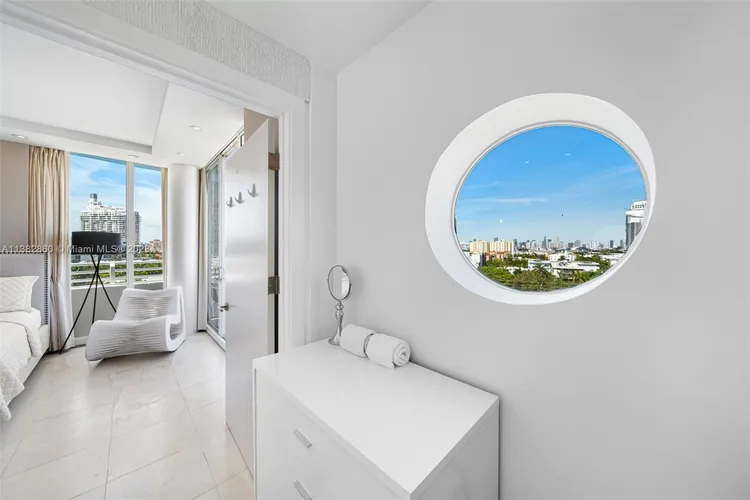 Ocean Place #8I image #34