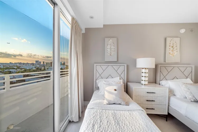 Ocean Place #8I image #40