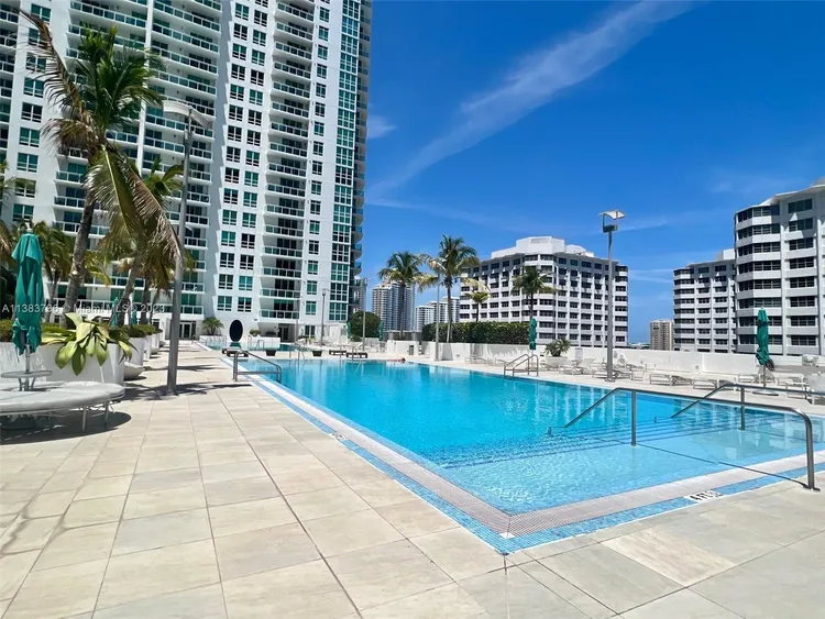 The Plaza on Brickell South #200 image #12