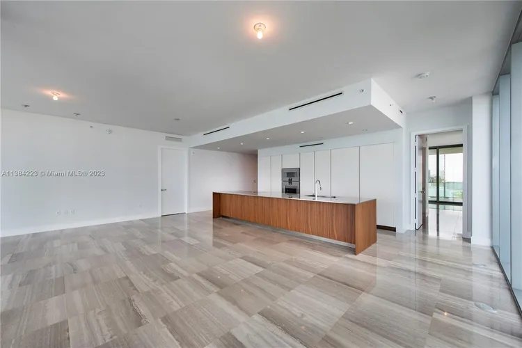 L' Atelier #401 image #7