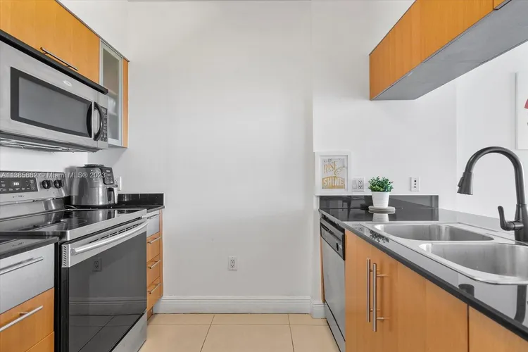 Opera Tower #4911 image #18