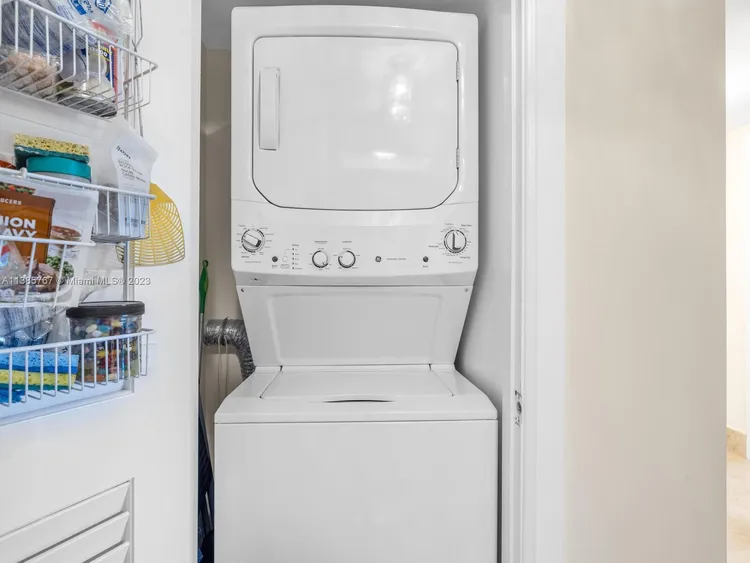 The Mutiny #510 image #10