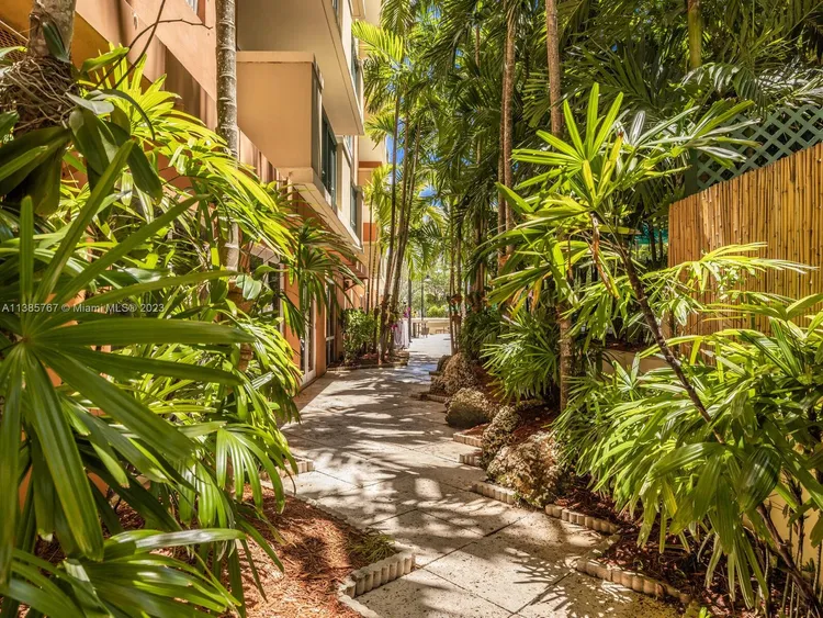 The Mutiny #510 image #15