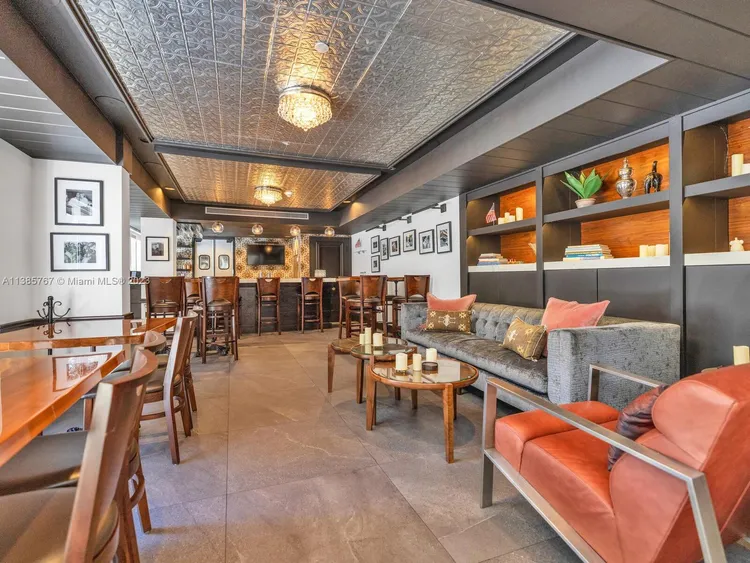 The Mutiny #510 image #23