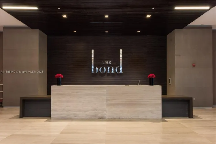 The Bond #1705 image #16