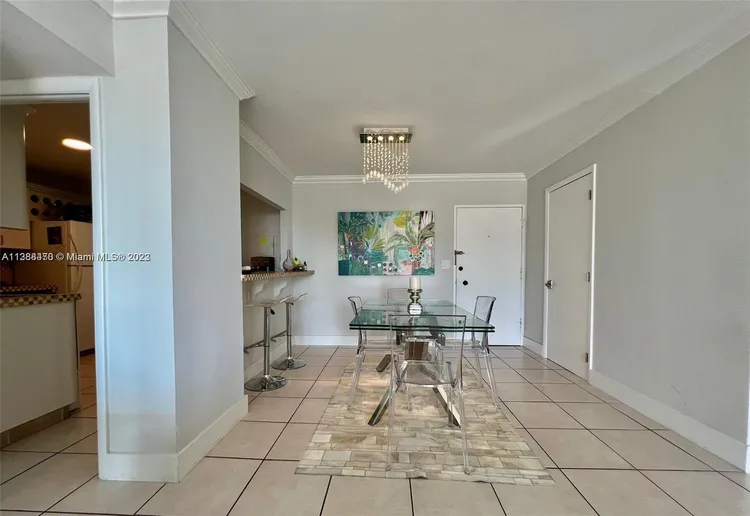 Oceanside Plaza #16W image #7