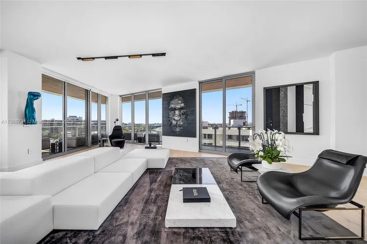 Monaco Yacht Club & Residences #8D image #15