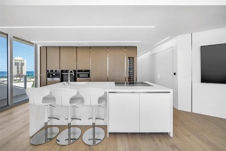 Monaco Yacht Club & Residences #8D image #22