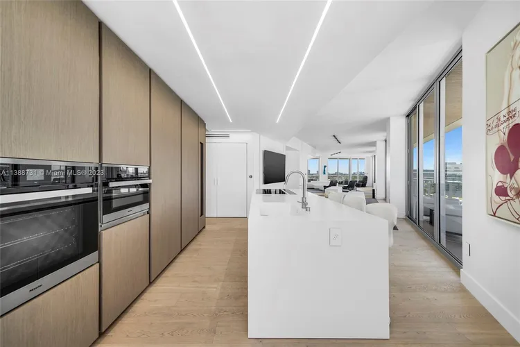 Monaco Yacht Club & Residences #8D image #23