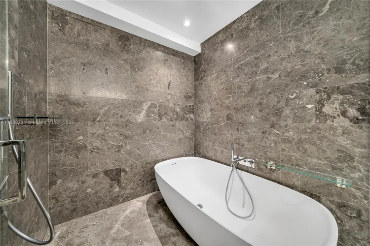 Monaco Yacht Club & Residences #8D image #27