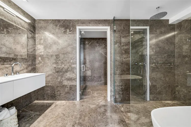 Monaco Yacht Club & Residences #8D image #28