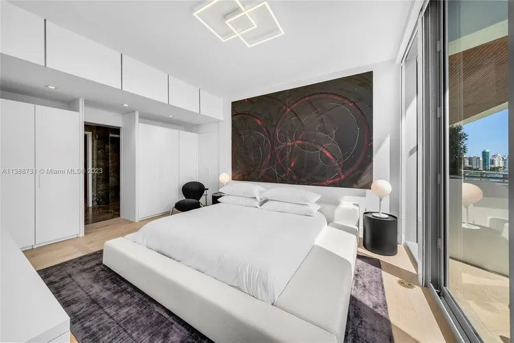 Monaco Yacht Club & Residences #8D image #32