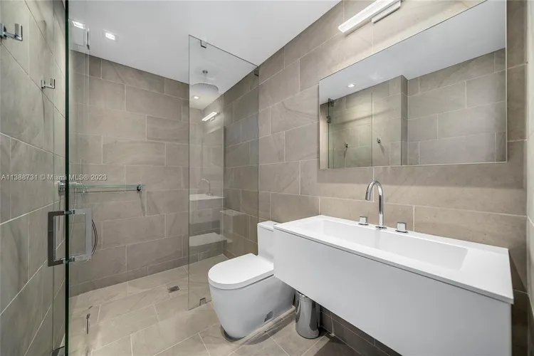 Monaco Yacht Club & Residences #8D image #34