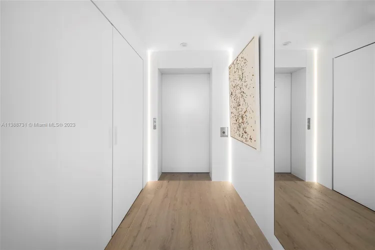 Monaco Yacht Club & Residences #8D image #9